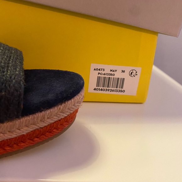 NWT Boden Rainbow Espadrilles size 38 - sold out everywhere - Picture 4 of 4